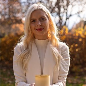 Meet your Posher, Diana